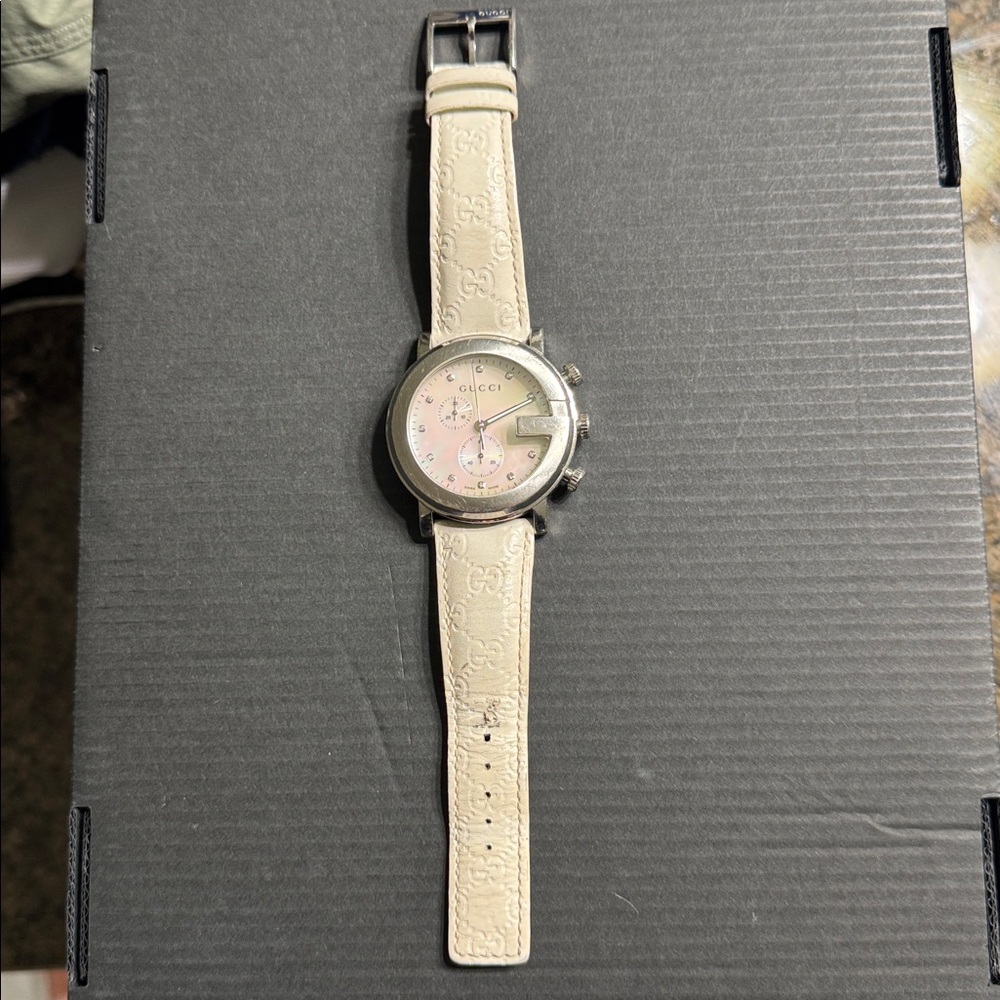 Gucci Silver, White, Mother of Pearl Chronograph Watch - Picture 2 of 7